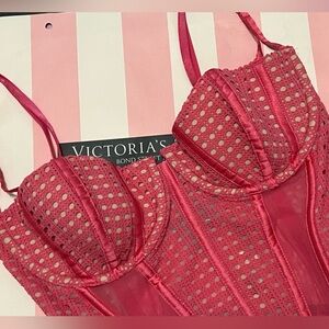 CLEARANCE $6̶8̶ victoria’s Secret Teddy. Coral pink 34C